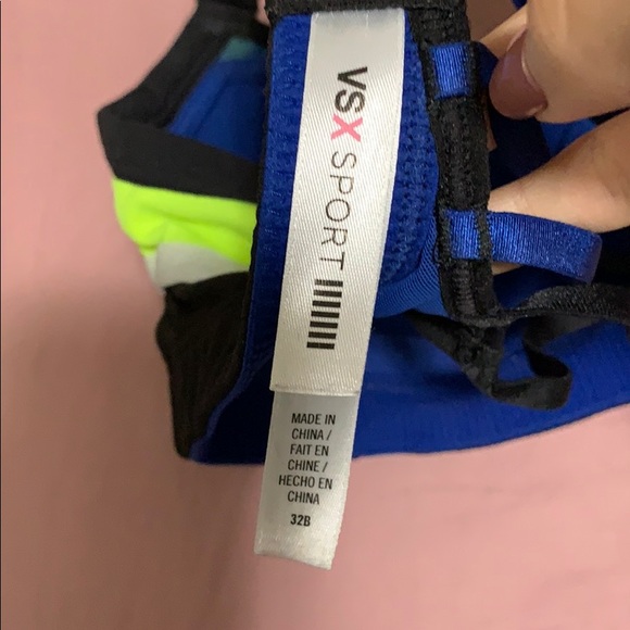Victoria secret sport bra 32b - Picture 4 of 5